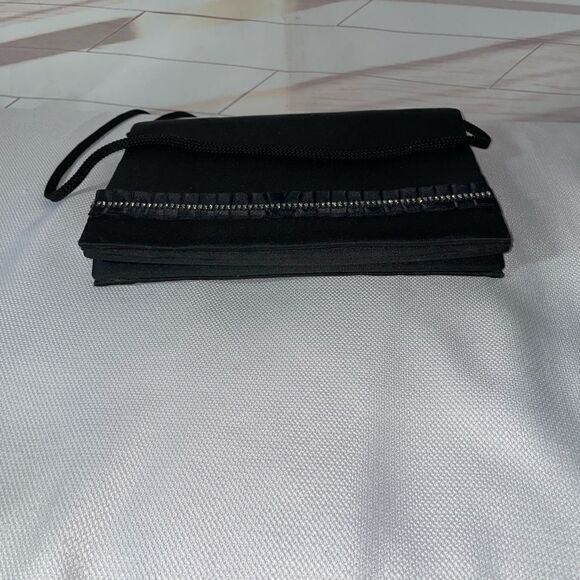 Genie Evening Bag Black Small - Picture 3 of 9